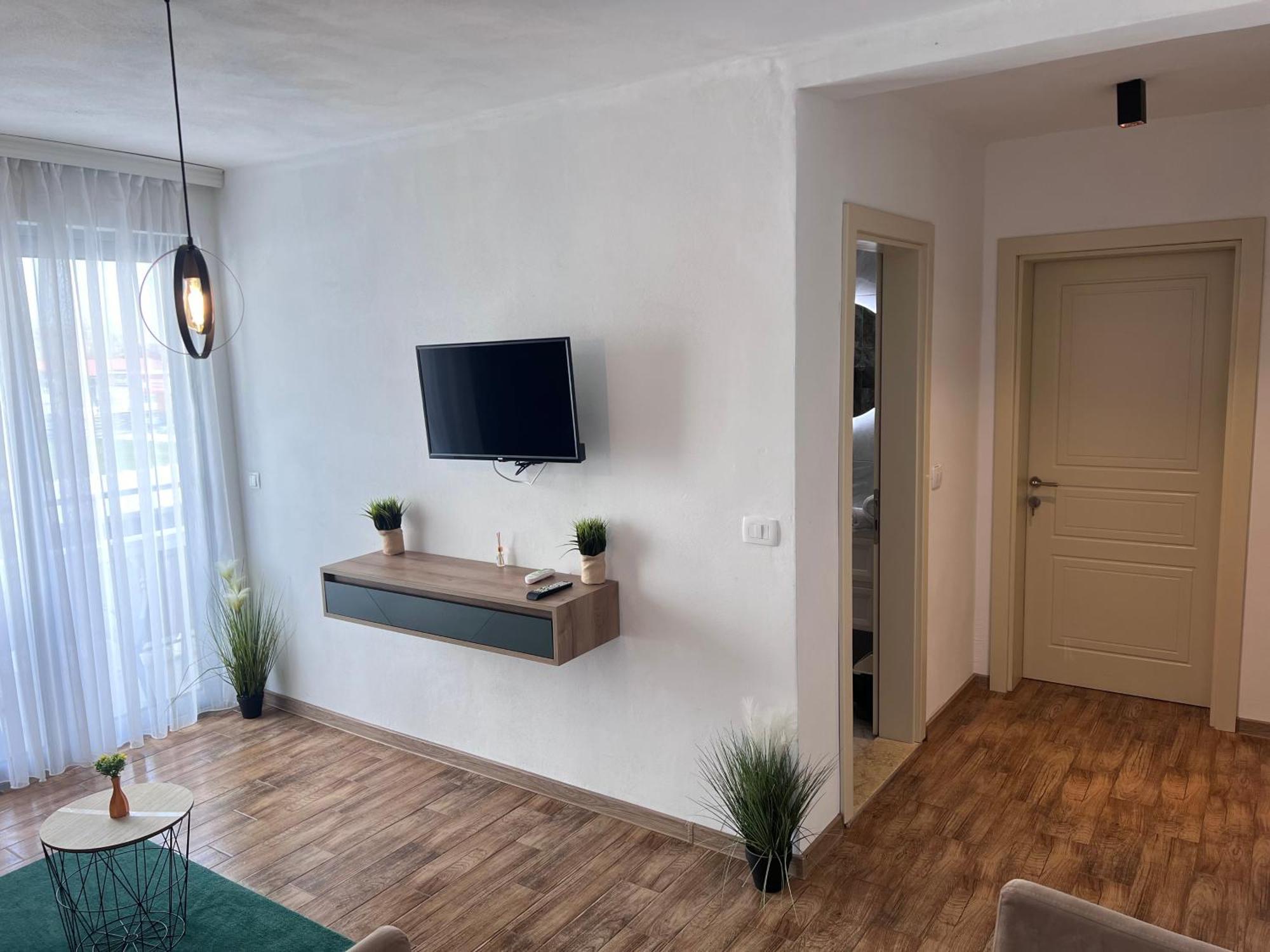 Vila Kollari Apartment อุลซิน ภายนอก รูปภาพ